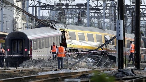 Avions, trains et bateaux