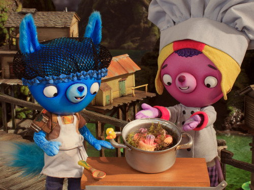 Maple's Mobile Mudpie Stand/Paper Plane Messages