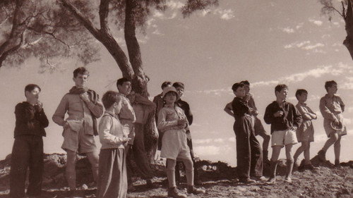 Inventing Our Life: The Kibbutz Experiment
