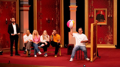 Taskmaster Norway Season 8 episode 8 still