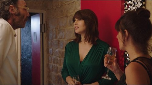 Escena del episodio 7 de la temporada 1 de la serie L'Amour flou