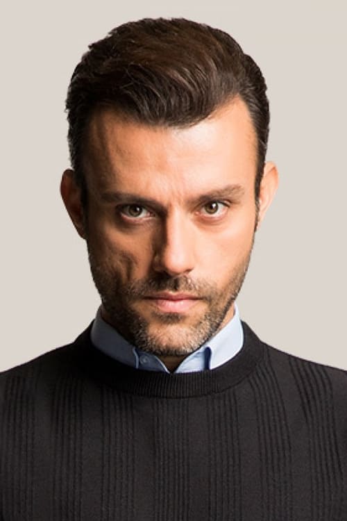 Kép: Salih Bademci színész profilképe