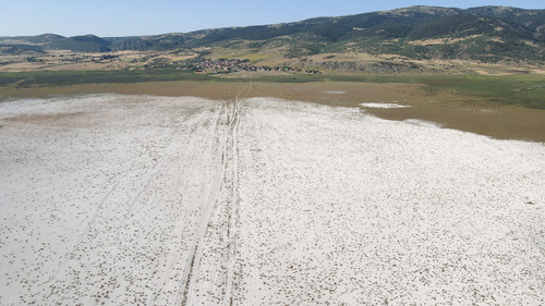 Pedaling in Disappearing Waters