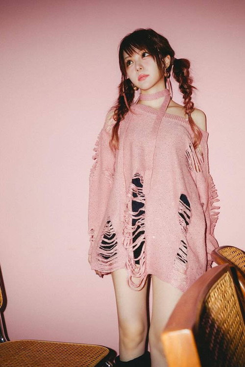 Reina Tanaka Photo