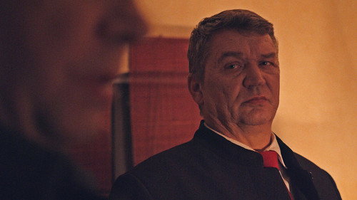FAUST – Im Schatten der Nation: Agentenleben — Fondos 16