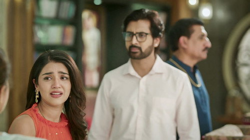 Sangam Meets Her Family