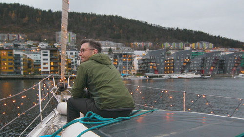 The Floating Neighborhood