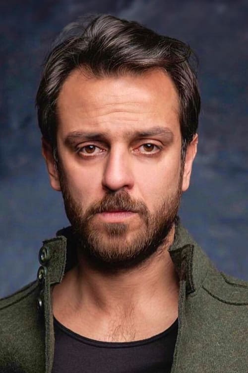 Kép: Erkan Kolçak Köstendil színész profilképe