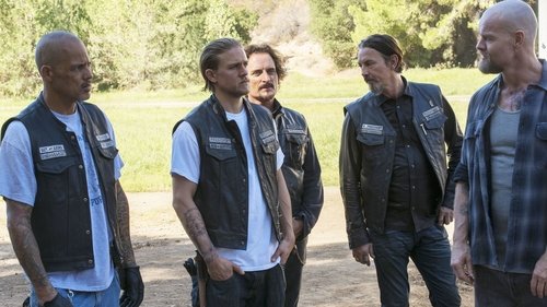 Escena del episodio 10 de la temporada 7 de la serie Hijos de la anarquía