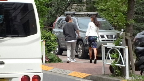 MIUM-083 Picking up a celebrity married woman who goes to the city and shooting AV at home! ⇒ Creampie sexual intercourse! celeb.29 "Awaken with a stain cunnilingus! 』\ Dan ○ similar sexless wife's passion erotic soul! Cuckold Agony Iki in Meguro