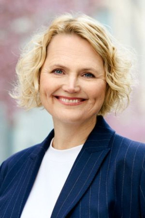 Anna-Karin Hatt