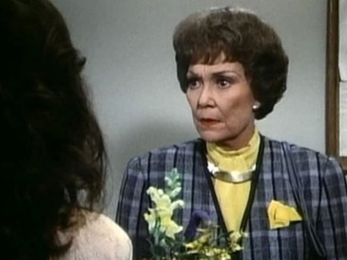Escena del episodio 20 de la temporada 7 de la serie Falcon Crest