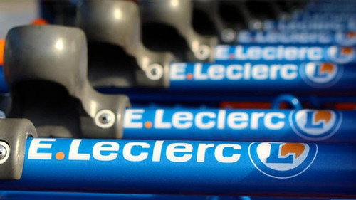 Les dessous de la planète Leclerc Backdrop Blur