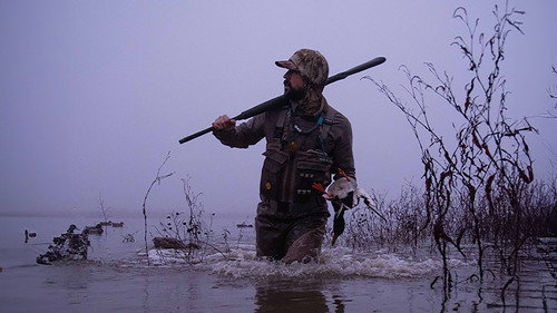 Outdoor Ch: Heartland Waterfowl - Season 1 Backdrop Blur