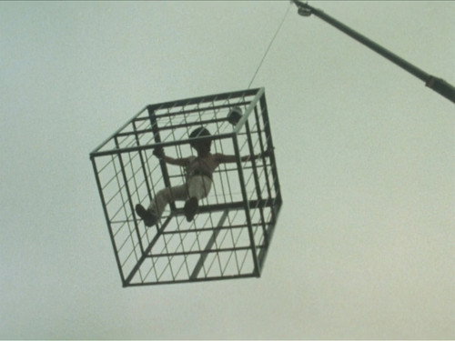 Kazuya in the Zoo, Escape from the Underwater Tank Impossible