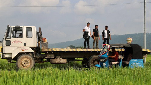 Kumude Hidyo Hero Banna