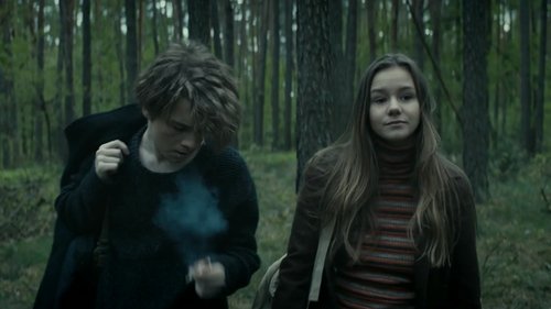 Escena del episodio 4 de la temporada 1 de la serie En la ciénaga