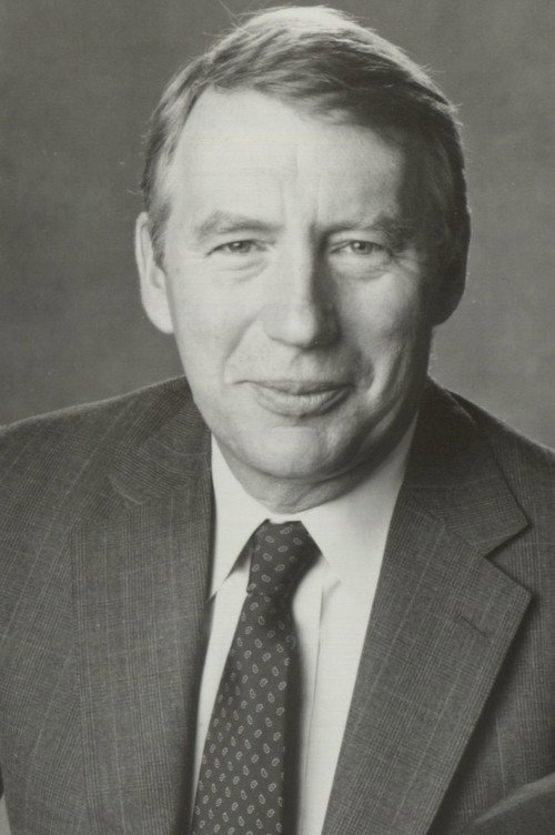Robert MacNeil
