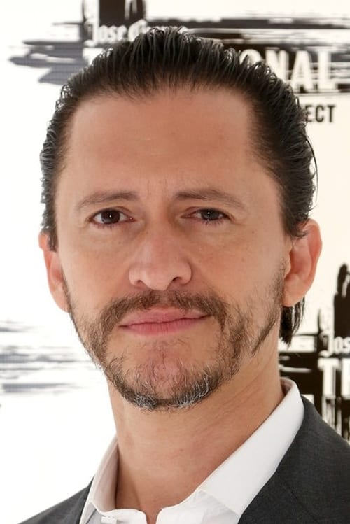 Kép: Clifton Collins Jr. színész profilképe