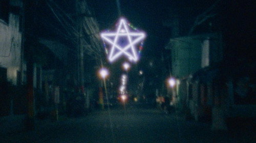 echoes beyond the horizon