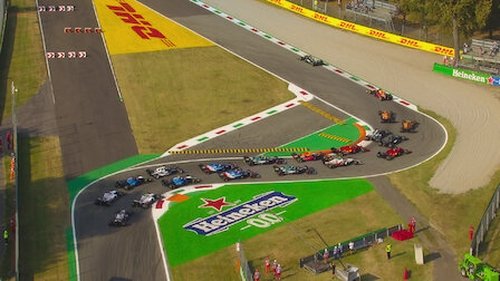 Escena del episodio 5 de la temporada 4 de la serie Formula 1: La emoción de un Grand Prix