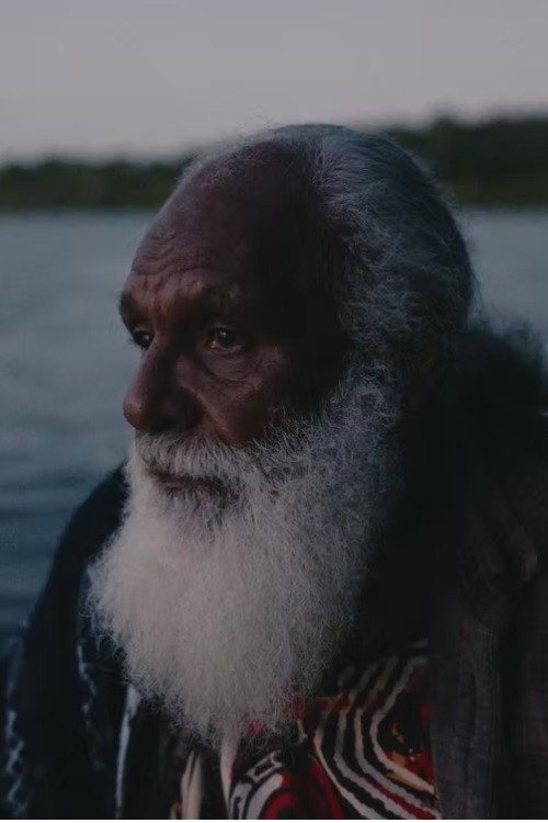 Pôster oficial de Dreaming Mountain (2022) - Documentário