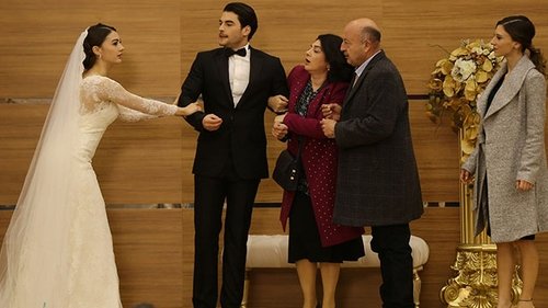 Aslan Ailem, S01E17 - (2018)