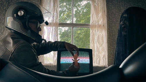 Let the Moon Be My Moon — still 3