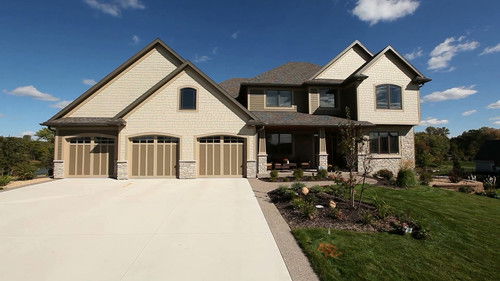 Lively and Thriving in Rochester MN