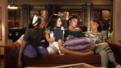 grown-ish S03E09 — Public Service Announcement episode still