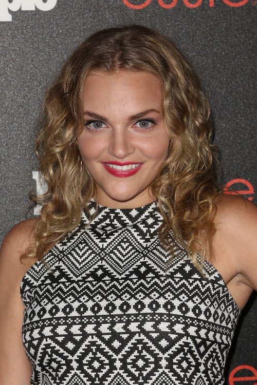 Kép: Madeline Brewer színész profilképe