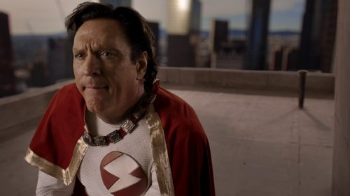 Escena del episodio 9 de la temporada 2 de la serie Powers