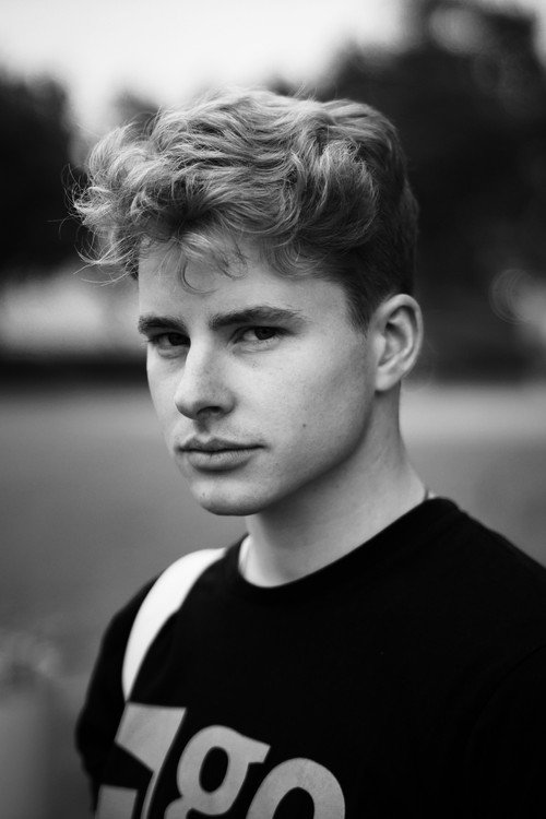 Andrew Harker fotoğrafı