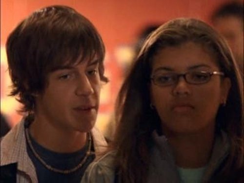 Escena del episodio 5 de la temporada 5 de la serie Degrassi: la nueva generación