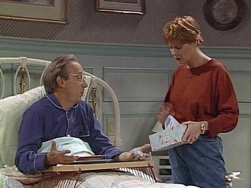 Escena del episodio 12 de la temporada 4 de la serie ALF