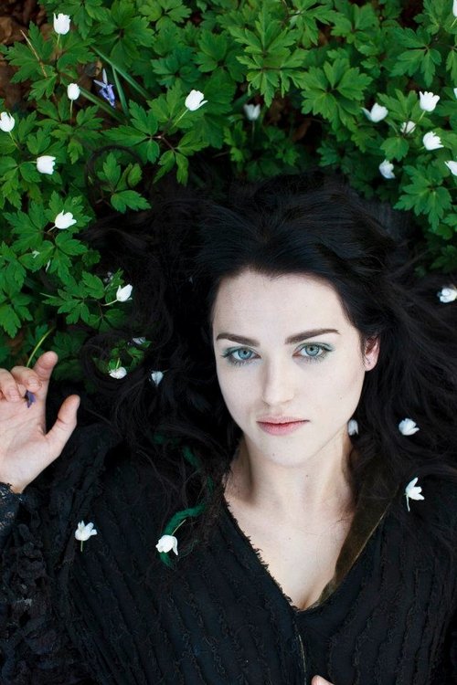 Kép: Katie McGrath színész profilképe