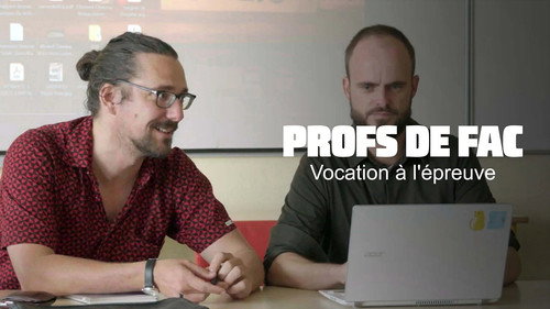 Profs de fac, la vocation à l'épreuve Backdrop Blur