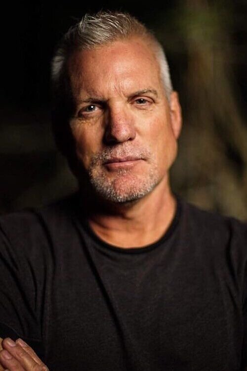 Robb Riley profile