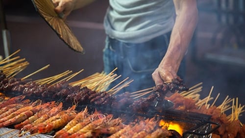 Anthony Bourdain: Parts Unknown, S10E01 - (2017)