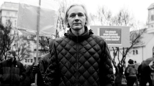 Roubamos Segredos: A História do WikiLeaks - imagem 8