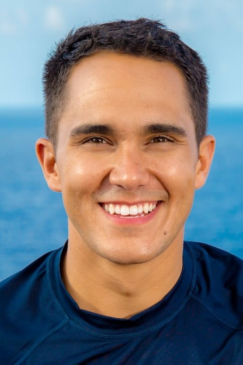 Kép: Carlos PenaVega színész profilképe