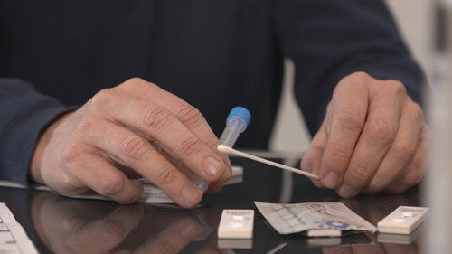 Escena del episodio 1442 de la temporada 32 de Stern TV