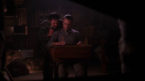 Escena del episodio 15 de la temporada 2 de la serie Twin Peaks