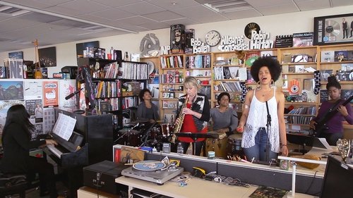 Poster della serie NPR Tiny Desk Concerts