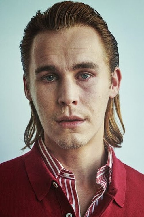 Kép: Rhys Wakefield színész profilképe