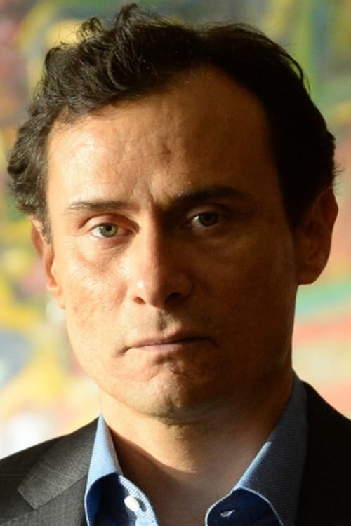 Kép: Enrique Díaz színész profilképe