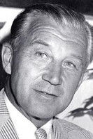 Otto Lang interpretando a Self