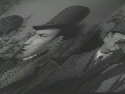Escena del episodio 3 de la temporada 1 de la serie Sherlock Holmes