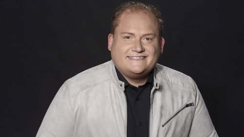 Wesley: De Koning Van Het Levenslied - Season 1 Backdrop Blur