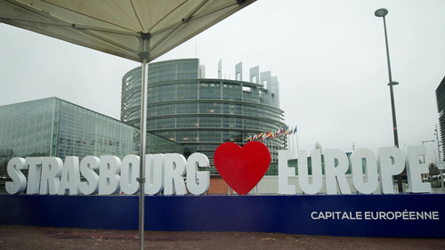 The EU Parliament's Perpetual Commuting